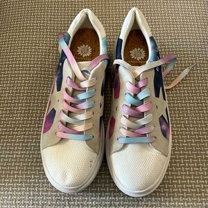 Yellow Box Sneakers never worn